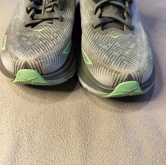 Hoka Clifton 9 Womens Gray and Green Running Shoes Sz 7B. - Picture 8 of 16